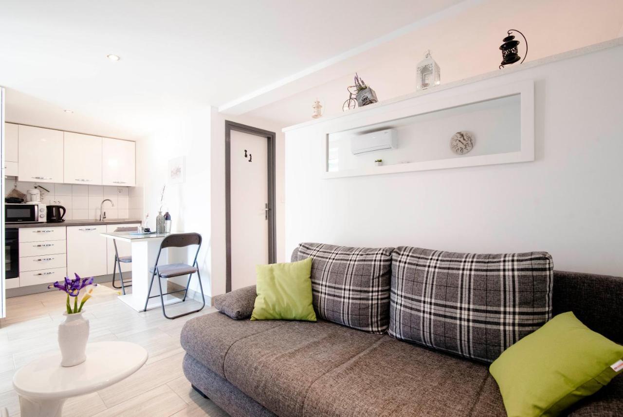 Apartman Nono Сплитска Екстериор снимка
