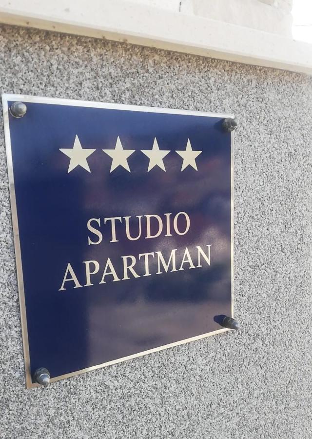 Apartman Nono Сплитска Екстериор снимка